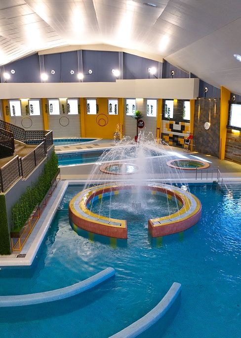 مجموعه آبی برکه